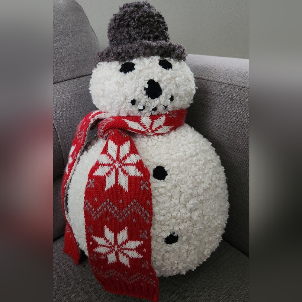 NWT! Pottery Barn Archie Snowman Teddy Faux Fur Pillow